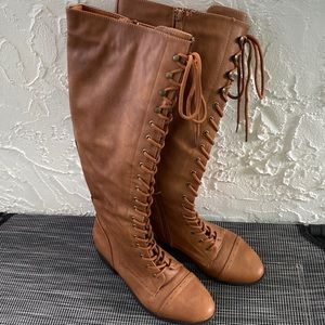 Boots lace up zip up brown size 8